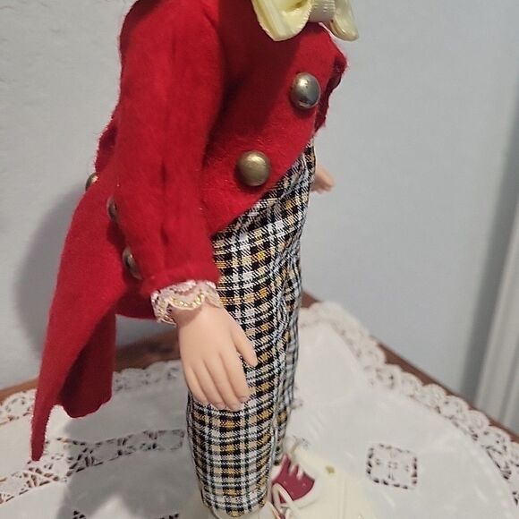 Effanbee Alice in Wonderland "Mad Hatter" Doll Vintage 70s 80s 1970s 1980s - Picture 11 of 15